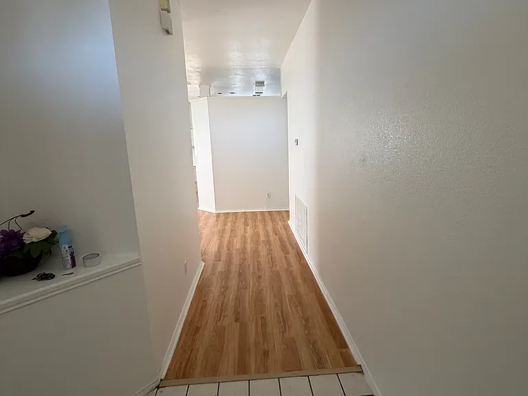 12933 Honey Locust Cir — Photo 2