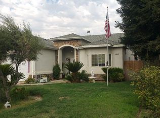 1272 W Nelson Blvd, Selma, CA 93662