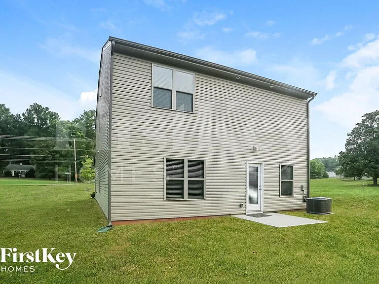 1703 Rocky River Rd — Photo 14