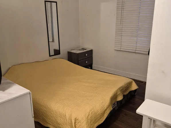 5358 Bank St, Ottawa, ON K1X 1H1