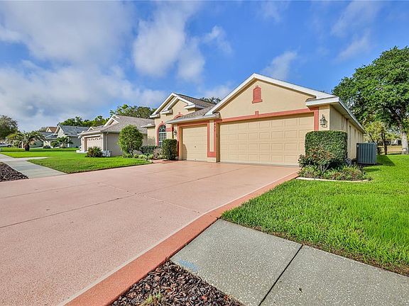 2nd image of 431 Quane Ave