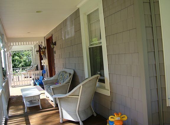 3rd image of 19-21 Lincoln Ave