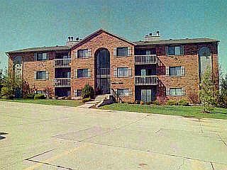 1st image of 9481 Woodland Hills Dr