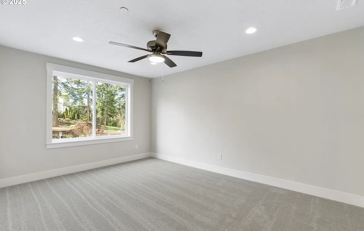 3 bed, 2.5 bath, 1966 sqft, $3,395 — Photo 4