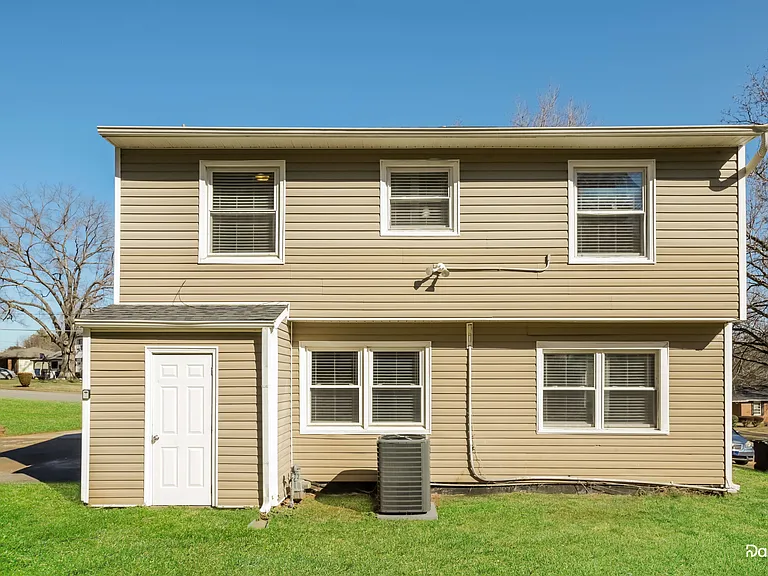 4222 Oak Ridge Dr — Photo 14