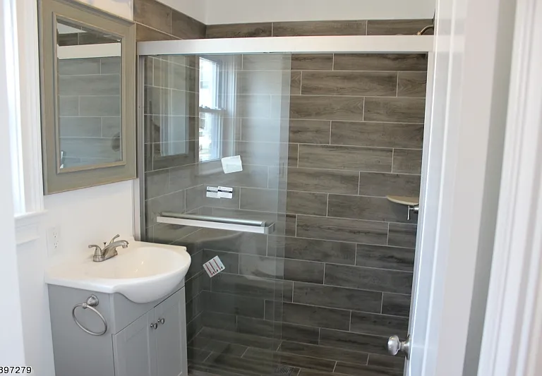 67 N Willow St — Photo 5