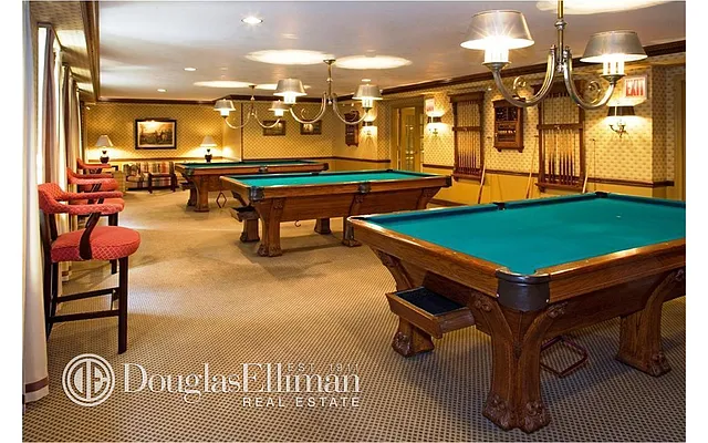 Rented by Douglas Elliman | media 16