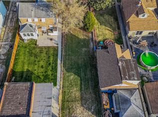 1318 Harvey Ave, Berwyn, IL 60402