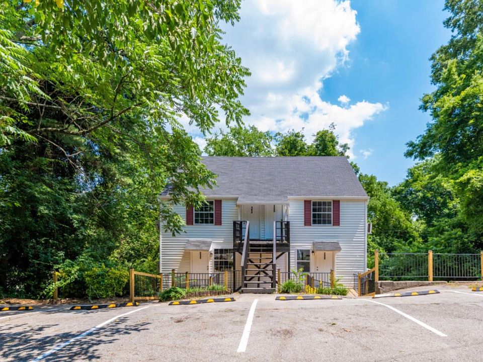 1st image of 14 Laurel Ln #306
