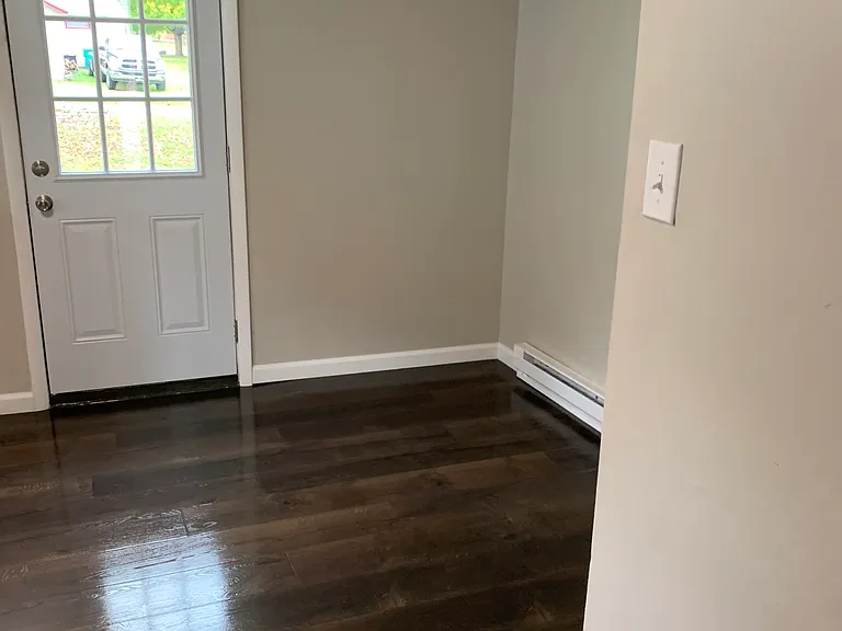 1713 Columbus St — Photo 9