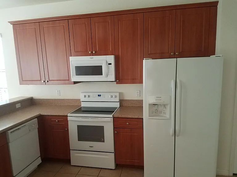 7330 Bristol Cir — Photo 7