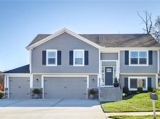 3201 NW 50th Ter, Riverside, MO 64150