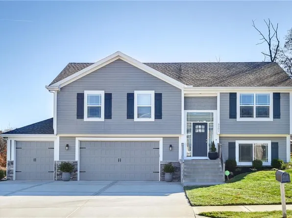 3201 NW 50th Ter, Riverside, MO 64150