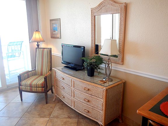 5th image of 701 S Atlantic Ave #818
