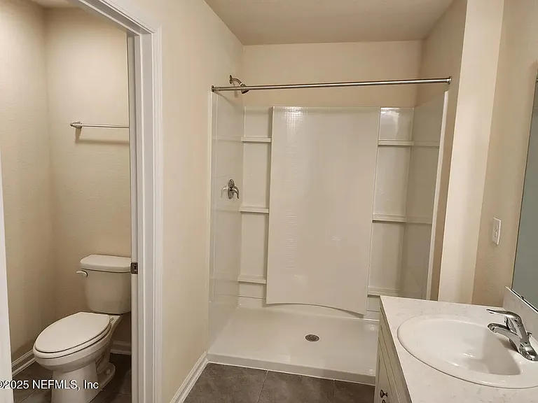 130 Pasadena Dr — Photo 6