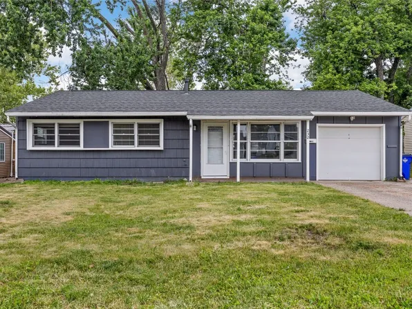 232 Drinkward St NW, Cedar Rapids, IA 52405