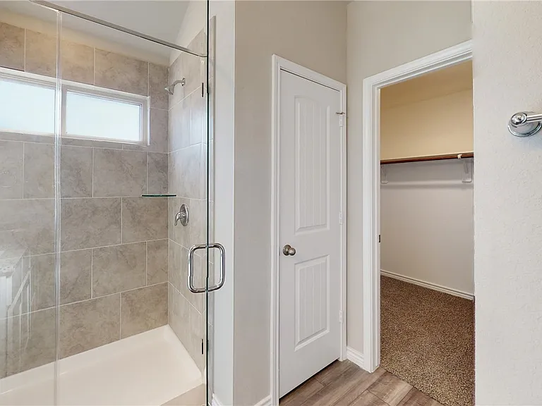 2043 Chief St — Photo 16