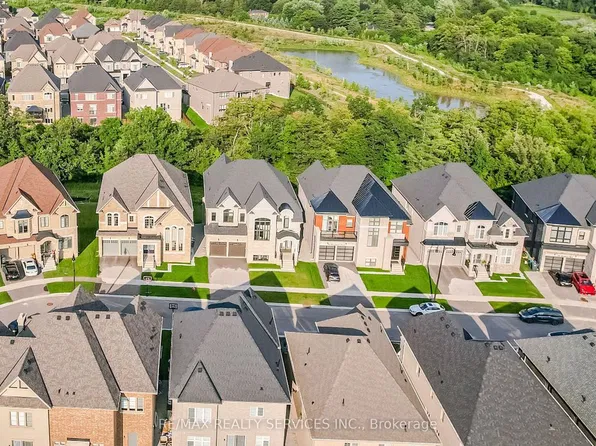 100 Dairymaid Rd, Brampton, ON L6X 5R9