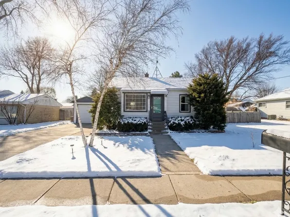 10109 Covell St, Richmond, IL 60071