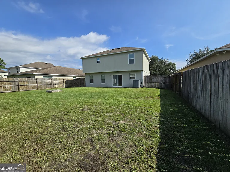 110 Pine Bluff Blvd W — Photo 50