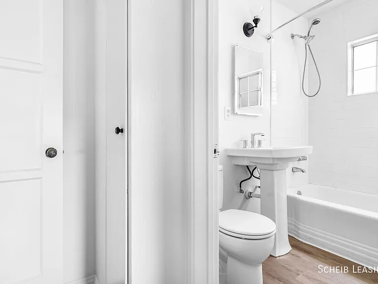 145 S Roxbury Dr #1 — Photo 12