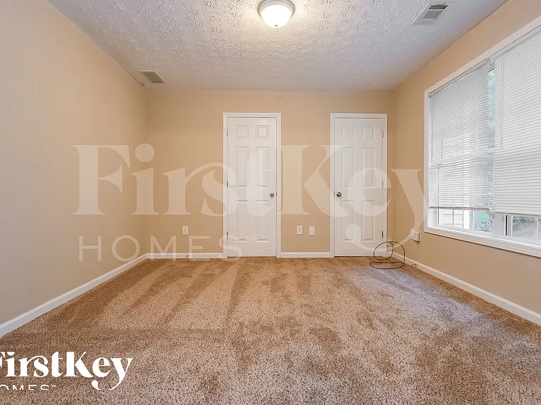 54 Windcrest Dr — Photo 11
