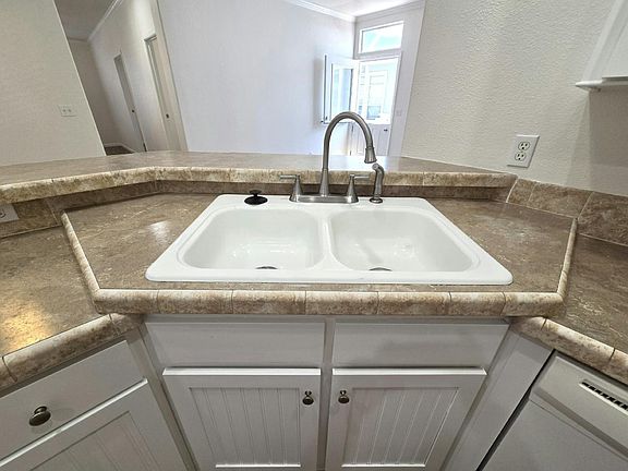 5th image of 21851 Newland St Spc 98