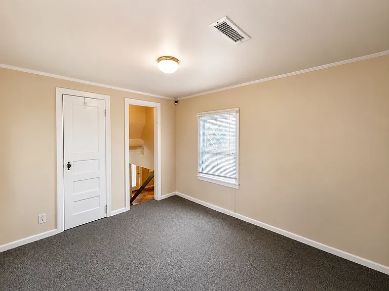 505 Forest Hills Blvd #A — Photo 6
