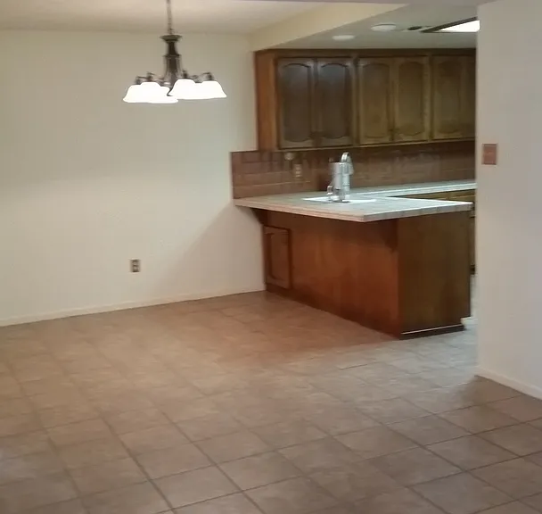12521 E Del Rey Dr — Photo 3