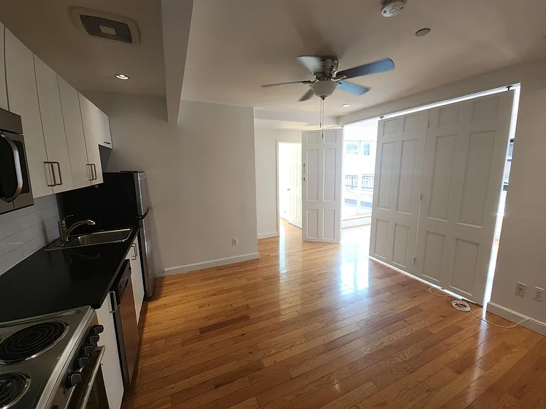 340 Amsterdam Ave #501 — Photo 5