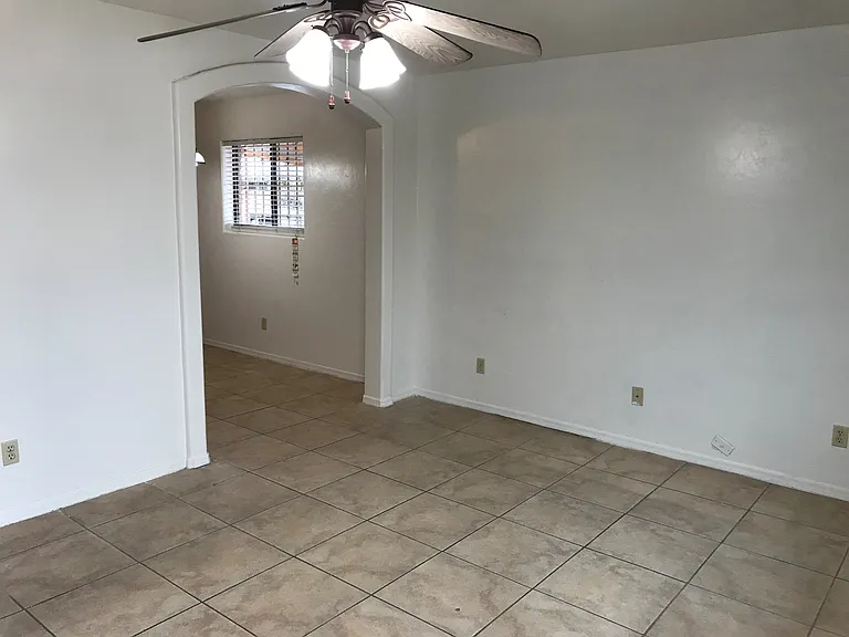1402 S Highland Ave #2 — Photo 4
