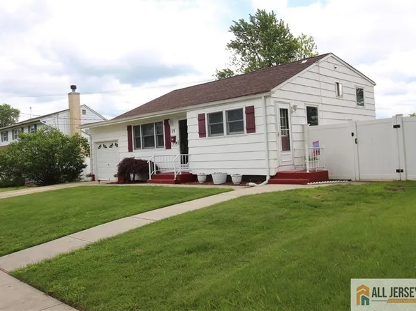 19 Wendy Dr, Old Bridge, NJ 08857