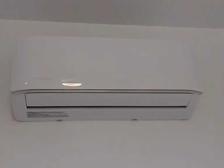 Mini ductless a/c & heater