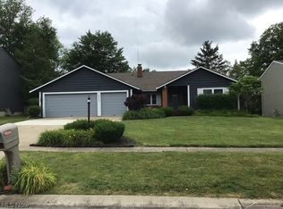 18174 Pirates Cove Cir, Strongsville, OH 44136