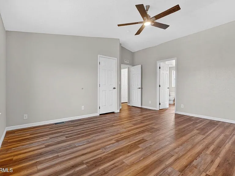 1171 Louie St — Photo 30