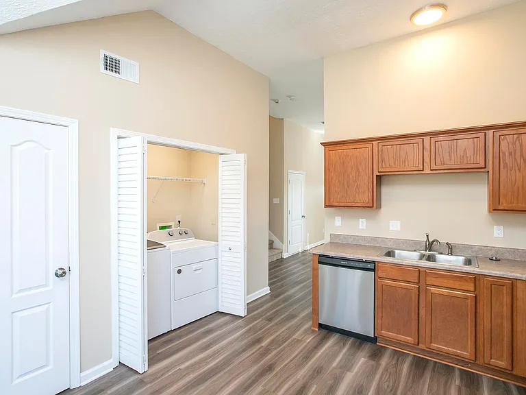 405 Knob Ct — Photo 18