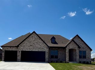 9524 N 144th East Ave, Owasso, OK 74055