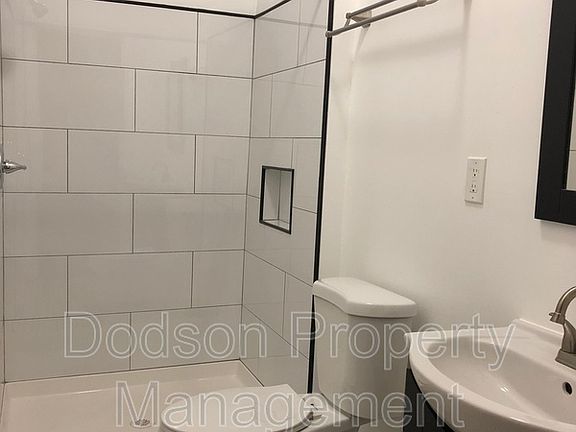 3rd image of 106 E Leigh St #A