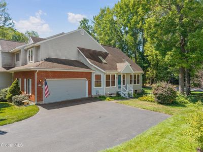 43 Westbury Court, Clifton Park, NY, 12065