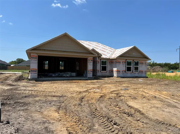 3127 Secretariat St, Durant, OK 74701