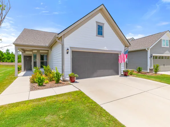615 Daffodil Ct, Summerville, SC 29486