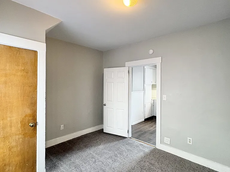 14 College St #1 — Photo 12