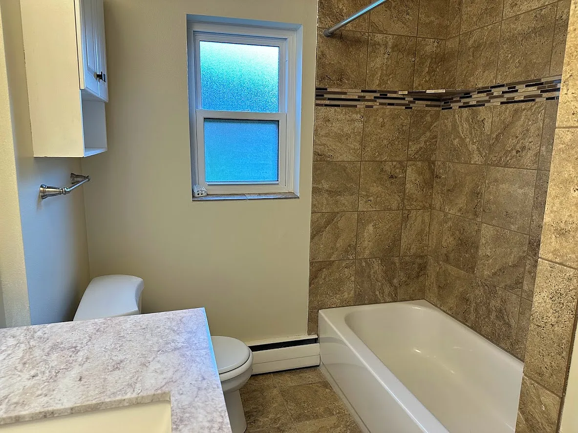 1 bed, 650 sqft, $1,295 — Photo 4