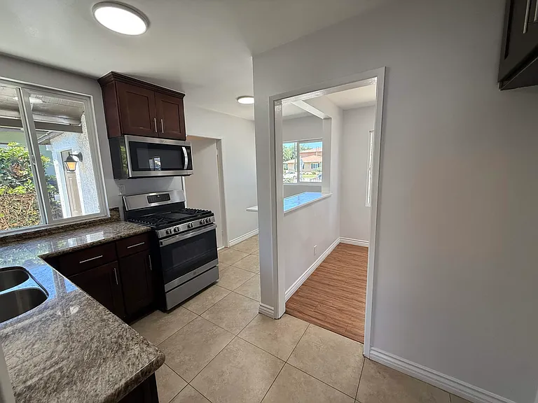 1003 S Bruce Ln #1003 — Photo 7