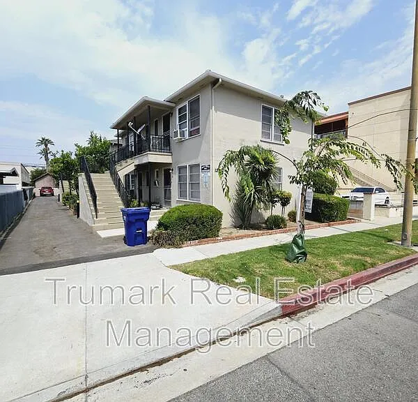 1253 S Glendale Ave #H — Photo 9