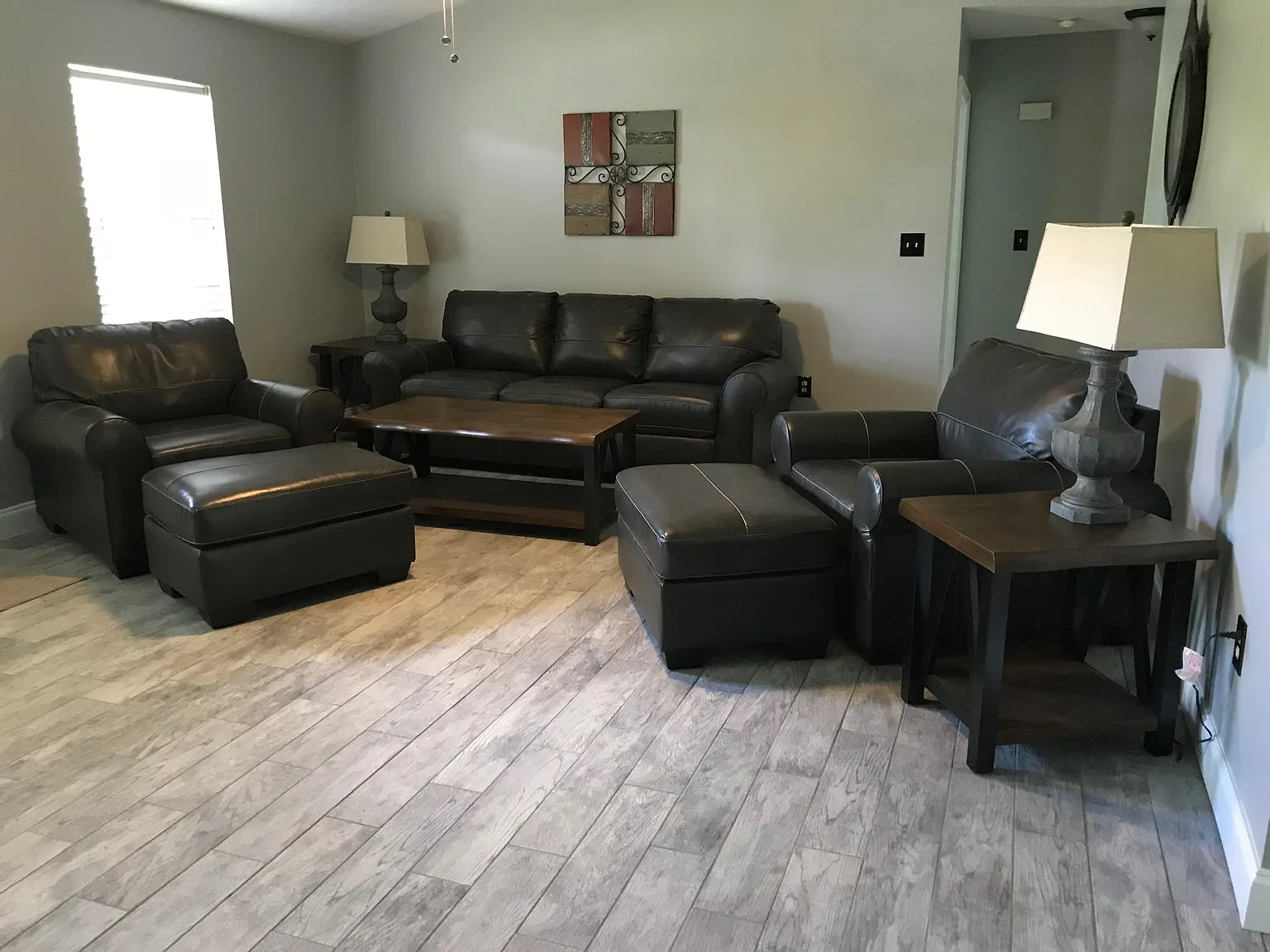 3 bed, 2215 sqft, $3,500 — Photo 3