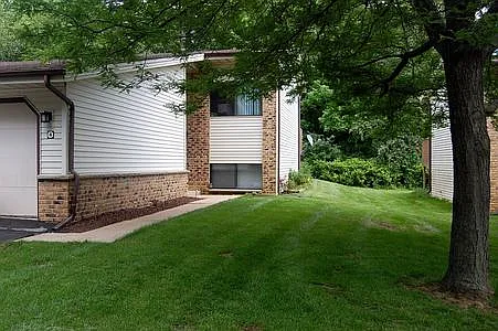 Parkwood Village Townhomes — Photo 26