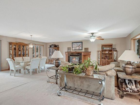 5th image of 856 Oriole Dr
