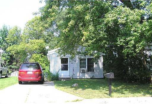1st image of 1226 E Wolf Ct