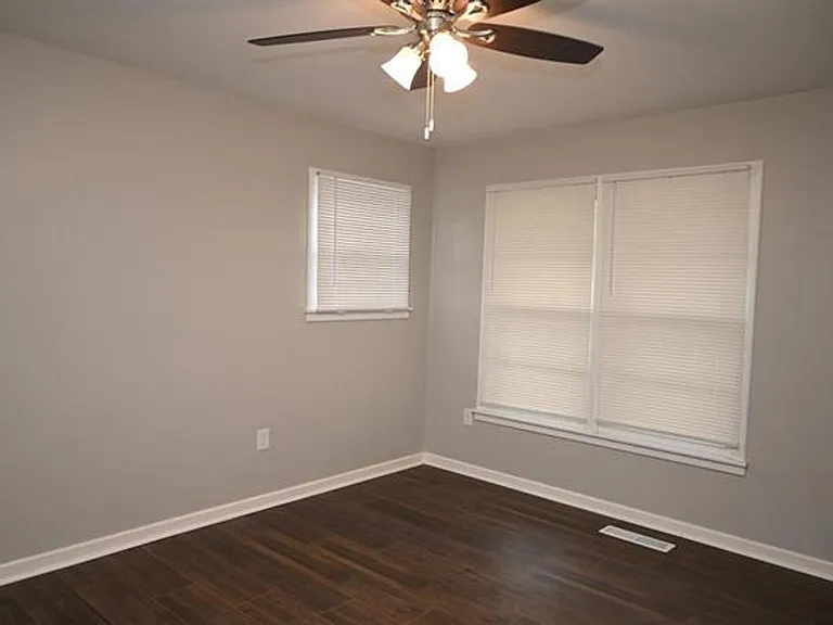 721 Maple Ave — Photo 23
